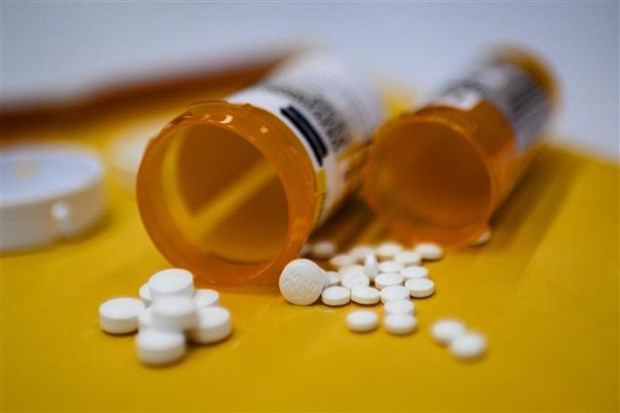 Mỹ phê duyệt thuốc xịt mũi giúp điều trị việc dùng opioid quá liều (24/5/2023)